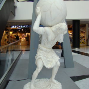 Atlas portant le monde